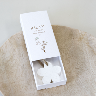 Label2X Mini giftbox met zeepbloemetje you deserve it woonaccessoires homedecoratie